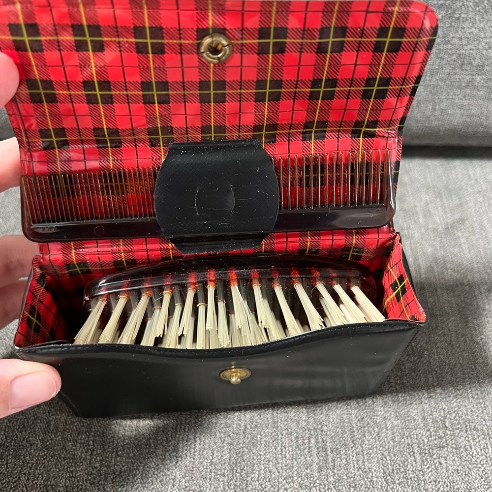 Vintage Black Leather Men's Grooming Kit‎ Brush Comb Barbers